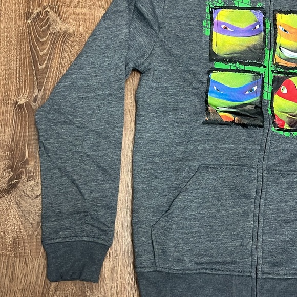TMNT Classic Full Zip Sweater with Hoodie Juniors Large NEW - Picture 5 of 10